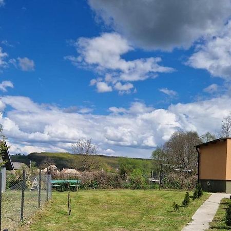 Ubytovanie V Sukromi Dolne Plachtince Exterior foto