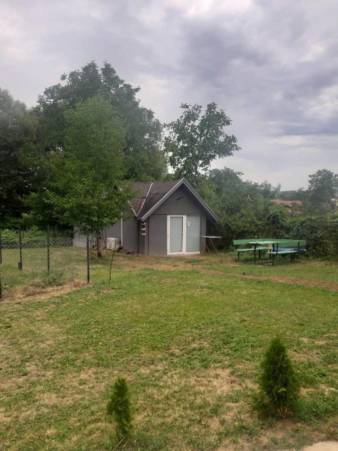 Ubytovanie V Sukromi Dolne Plachtince Exterior foto